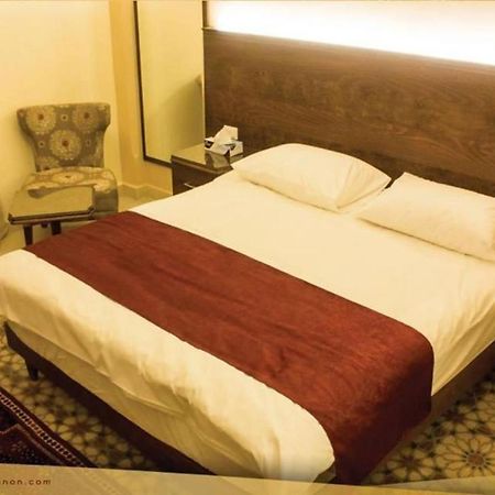 La Place Hotel Zahle Bagian luar foto