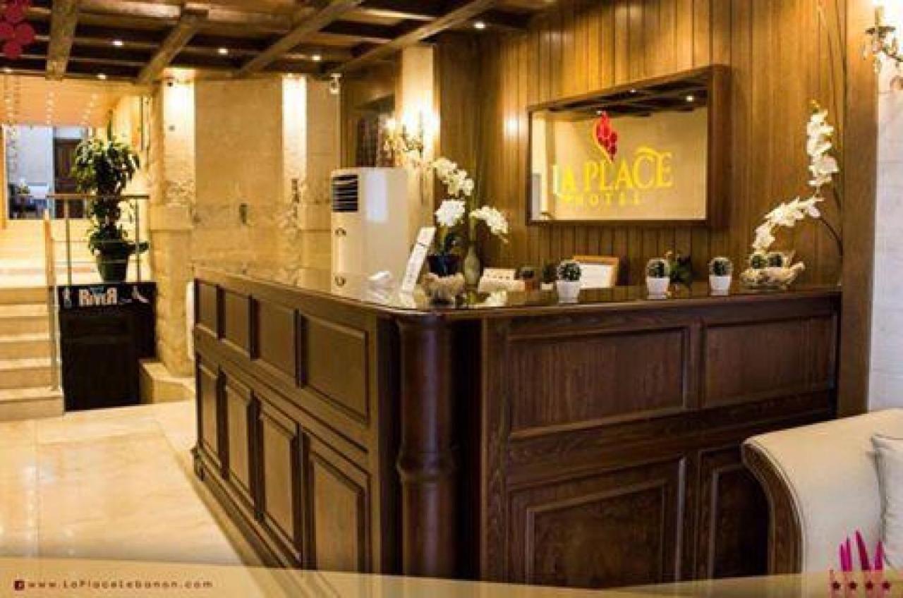 La Place Hotel Zahle Bagian luar foto
