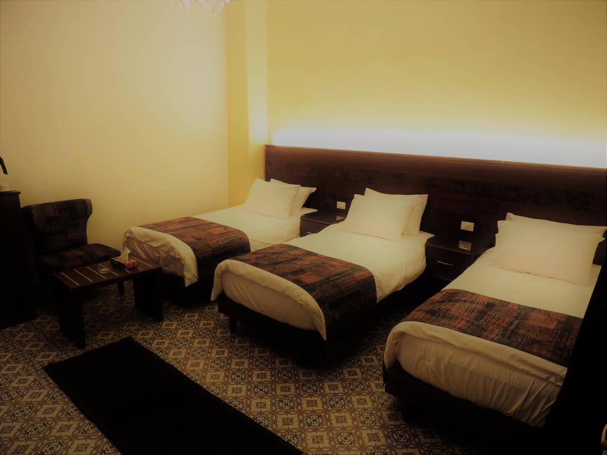 La Place Hotel Zahle Bagian luar foto